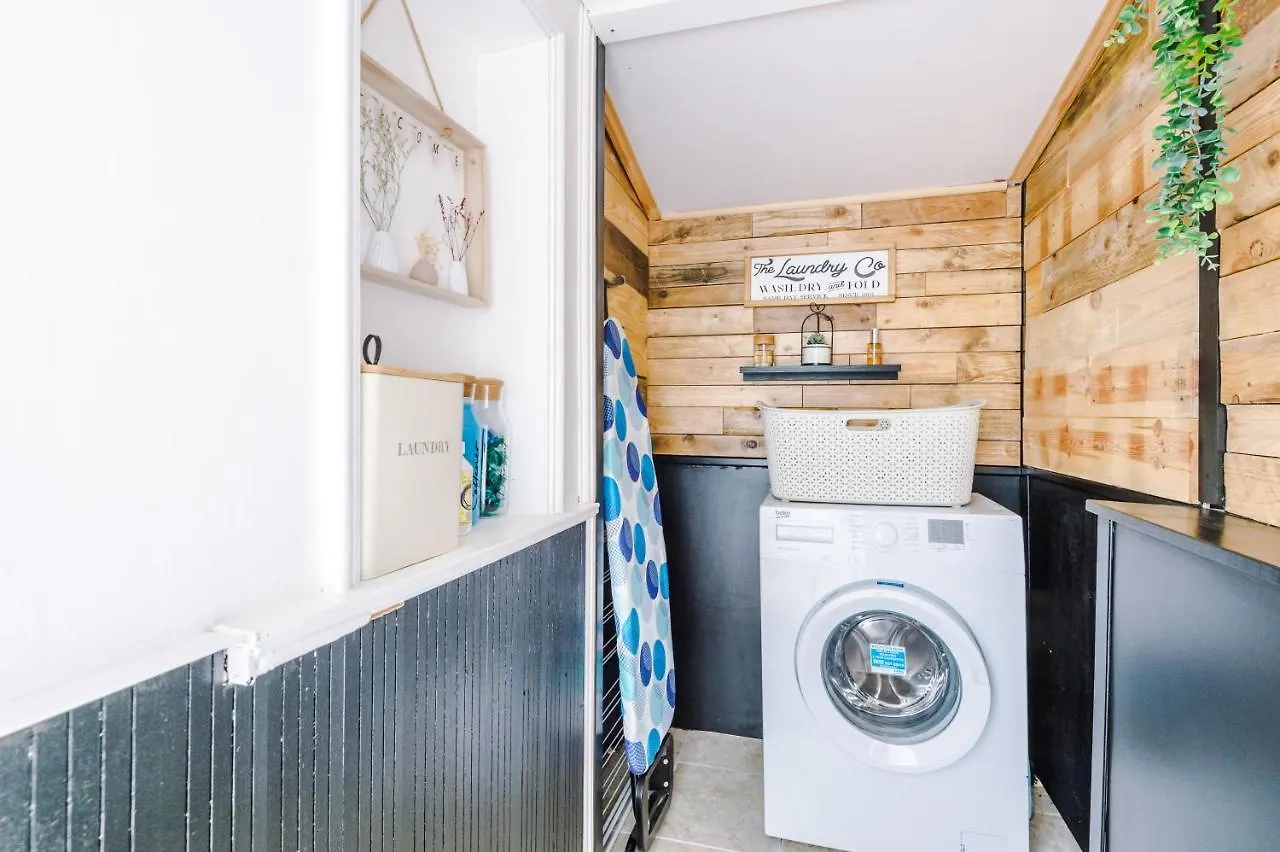 Apartment Beautiful And Boutique Blackpool House - Garden And Parking